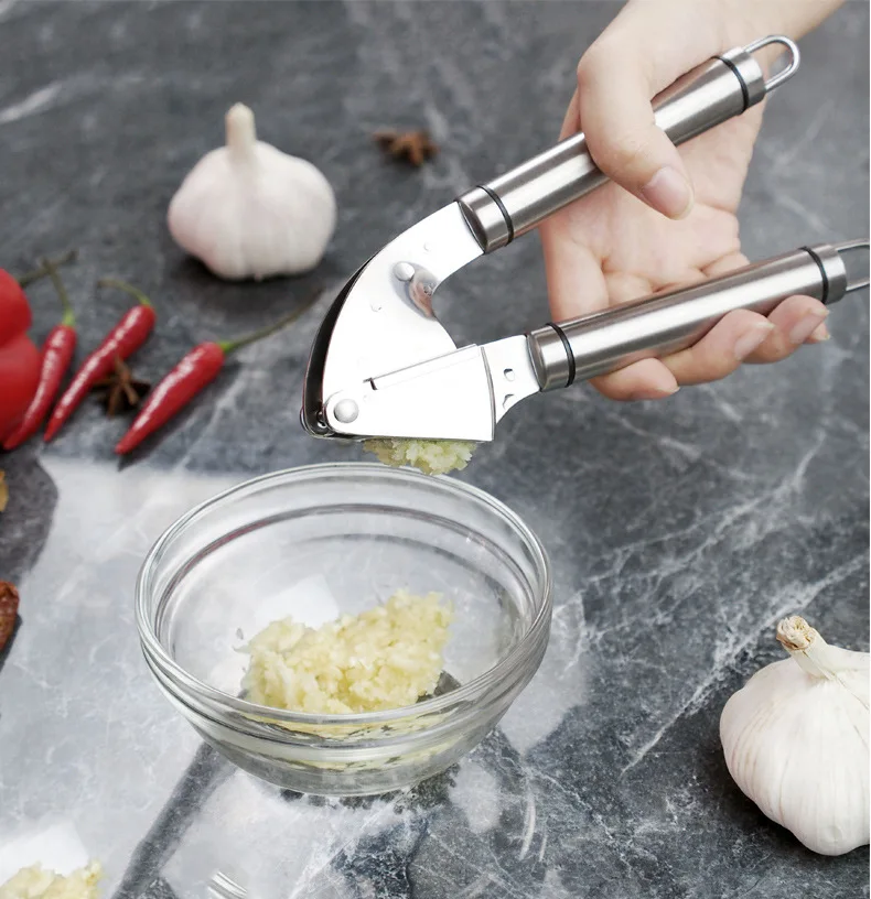 كسارة الثوم المصنوعة من الفولا - مراجعة Kitchen Gadgets Garlic وسعره